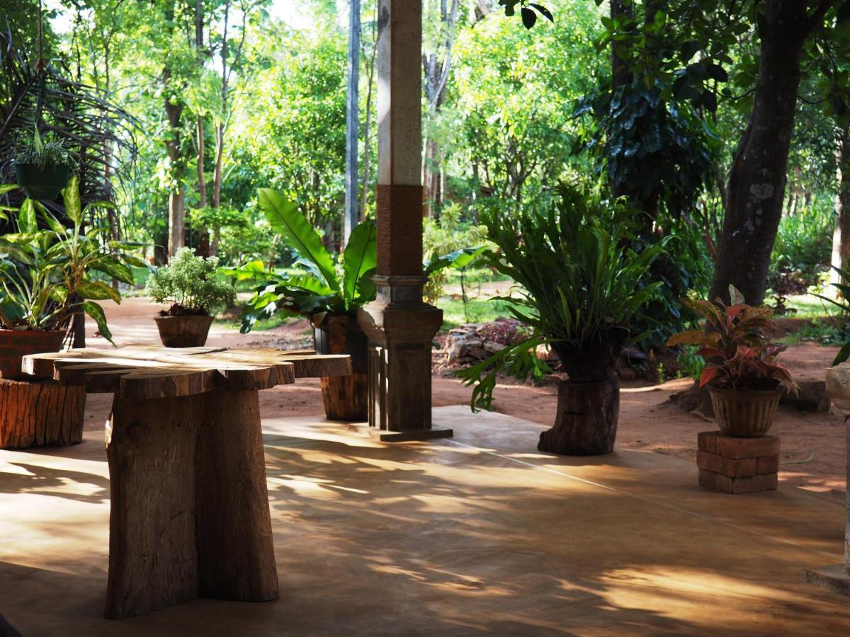 Thilina Homestay Sigiriya Bagian luar foto
