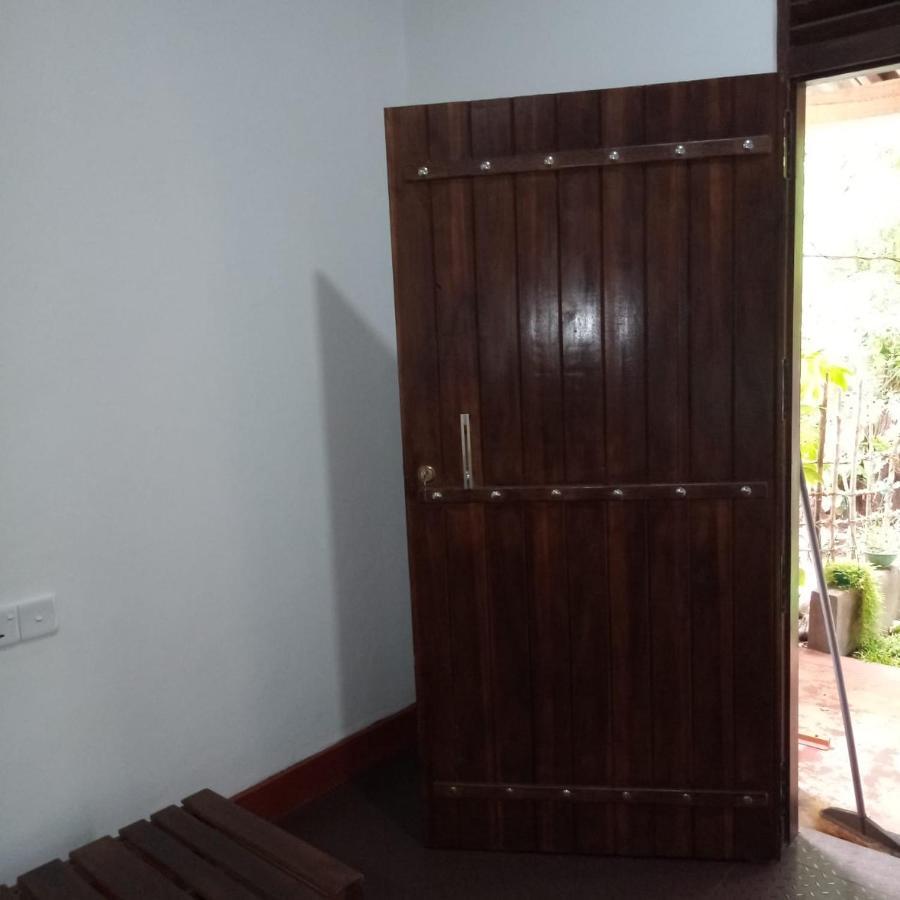 Thilina Homestay Sigiriya Bagian luar foto